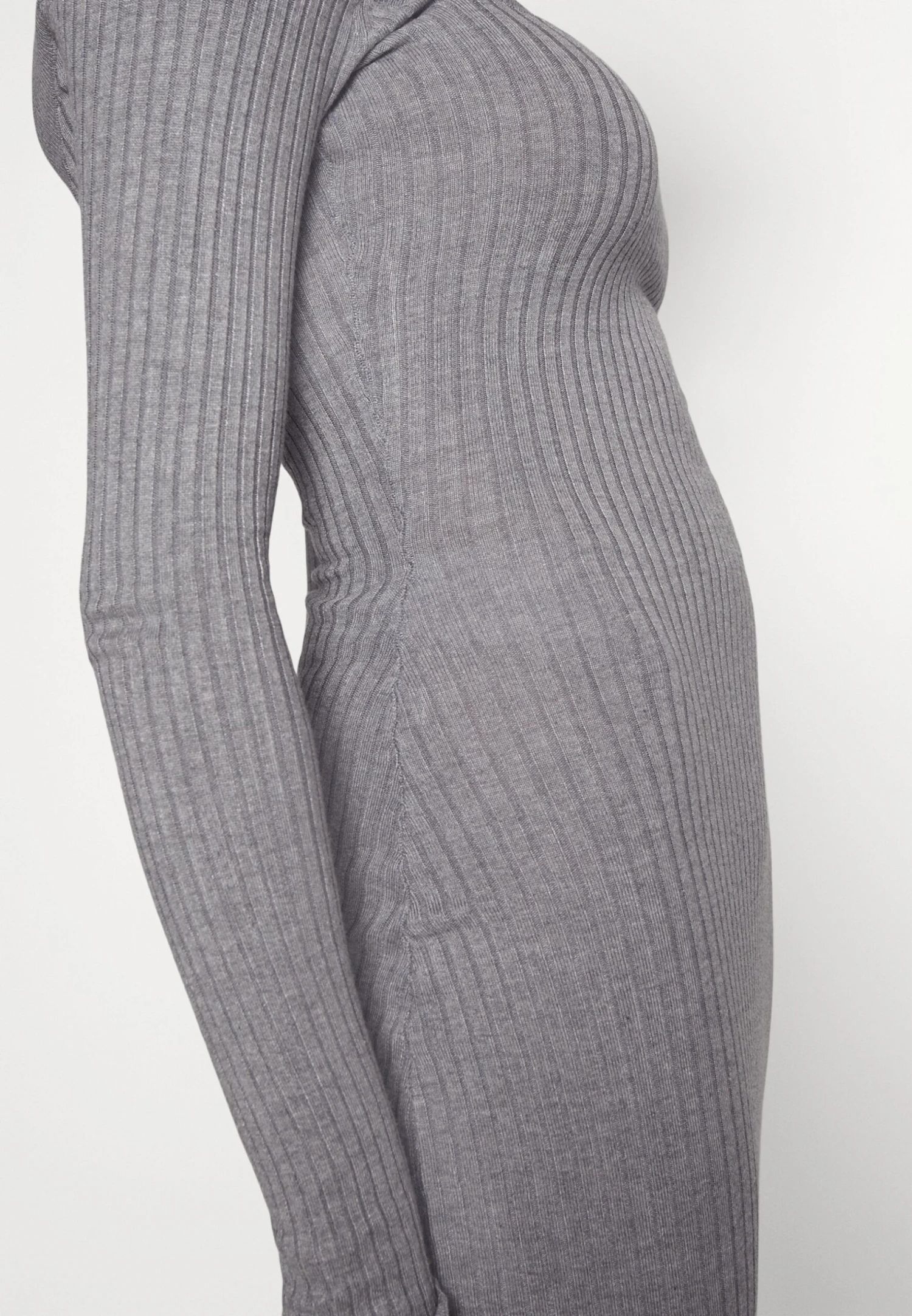 Even&Odd V Ausschnitt Ripp Mini Strickkleid - Robe Fourreau - Mottled Grey – Image 6