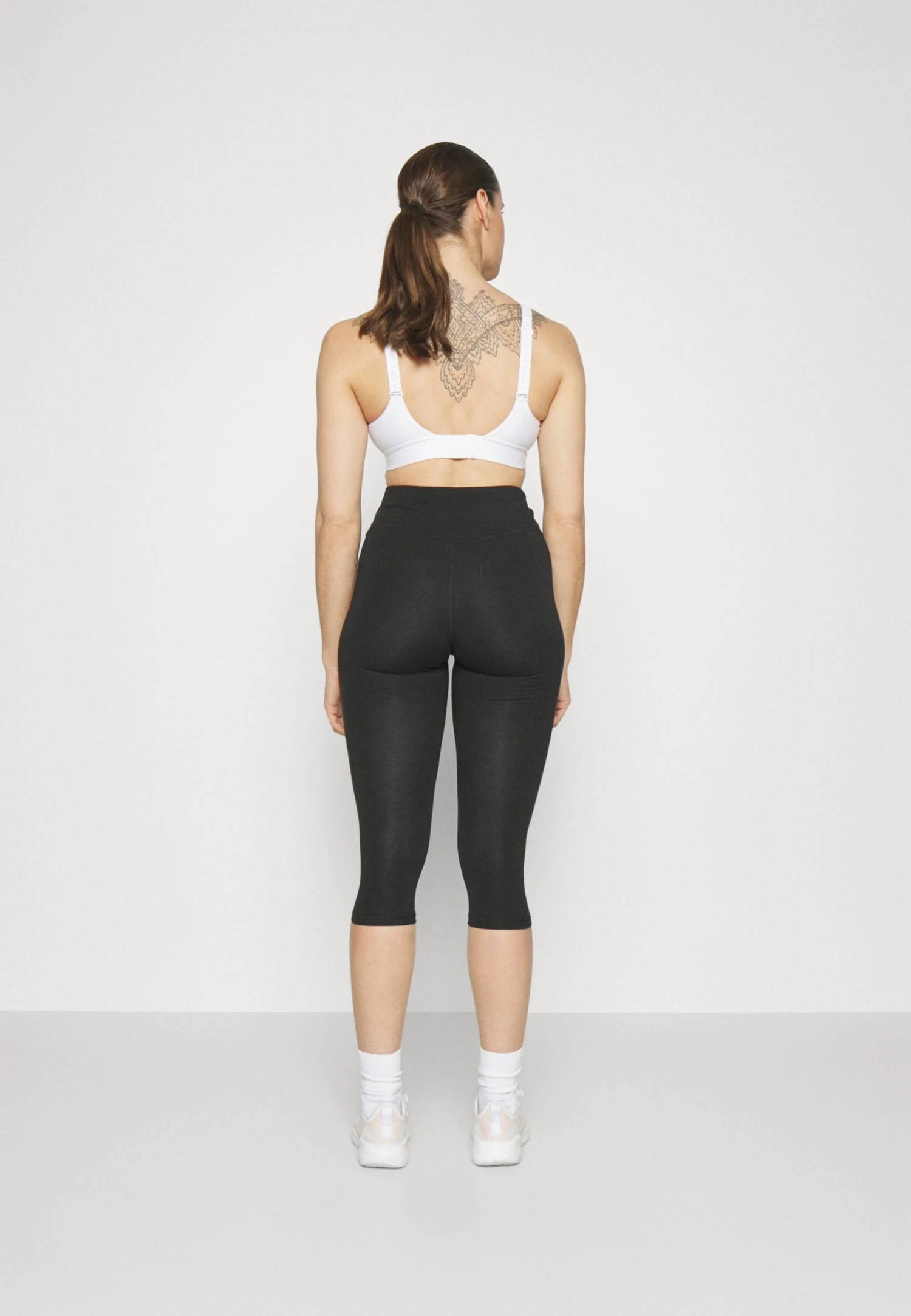 Pantalon 3/4 De Sport - Black – Image 3