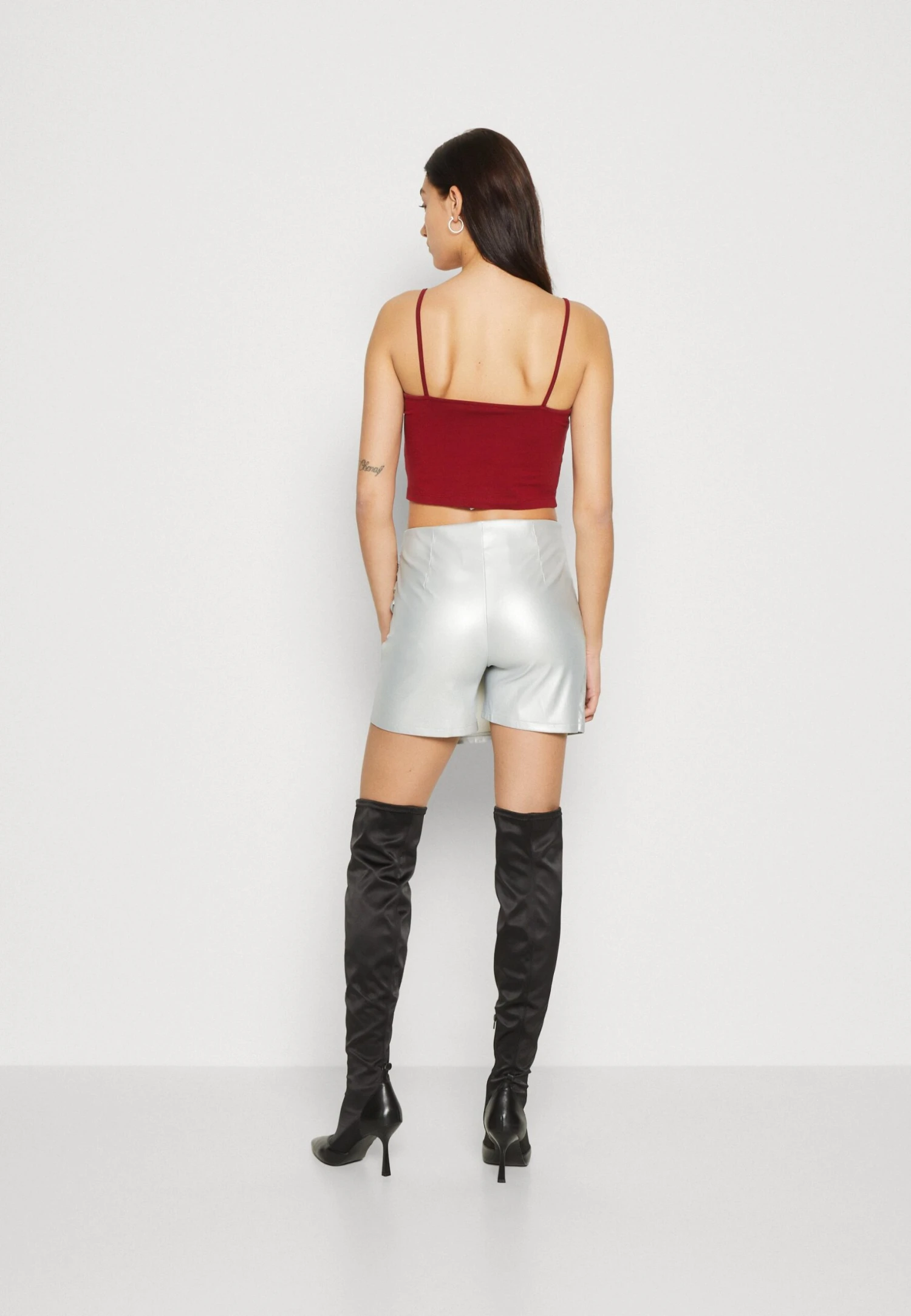 Even&Odd Short - Silver – Image 3