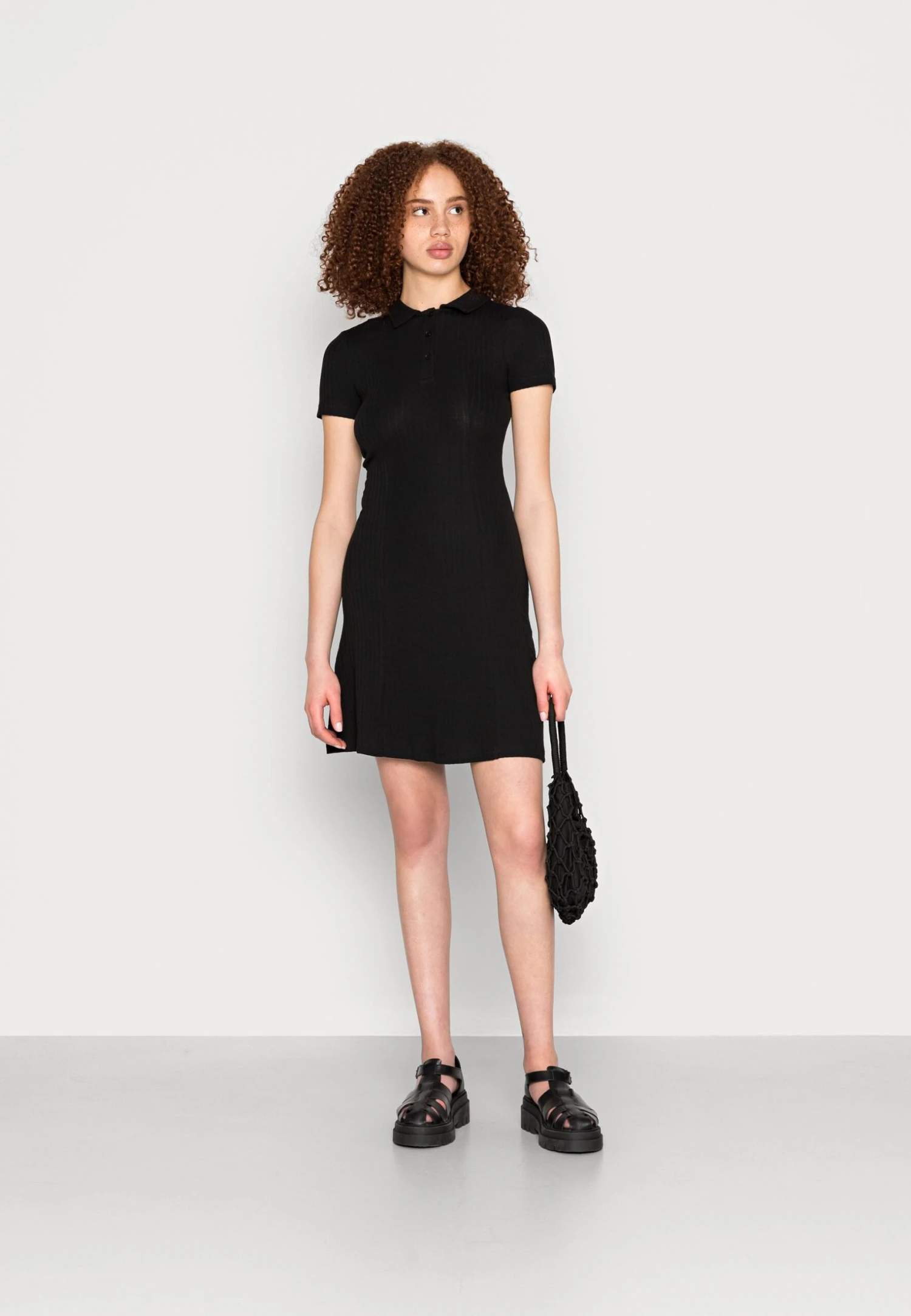Even&Odd Robe De Jour - Black – Image 2
