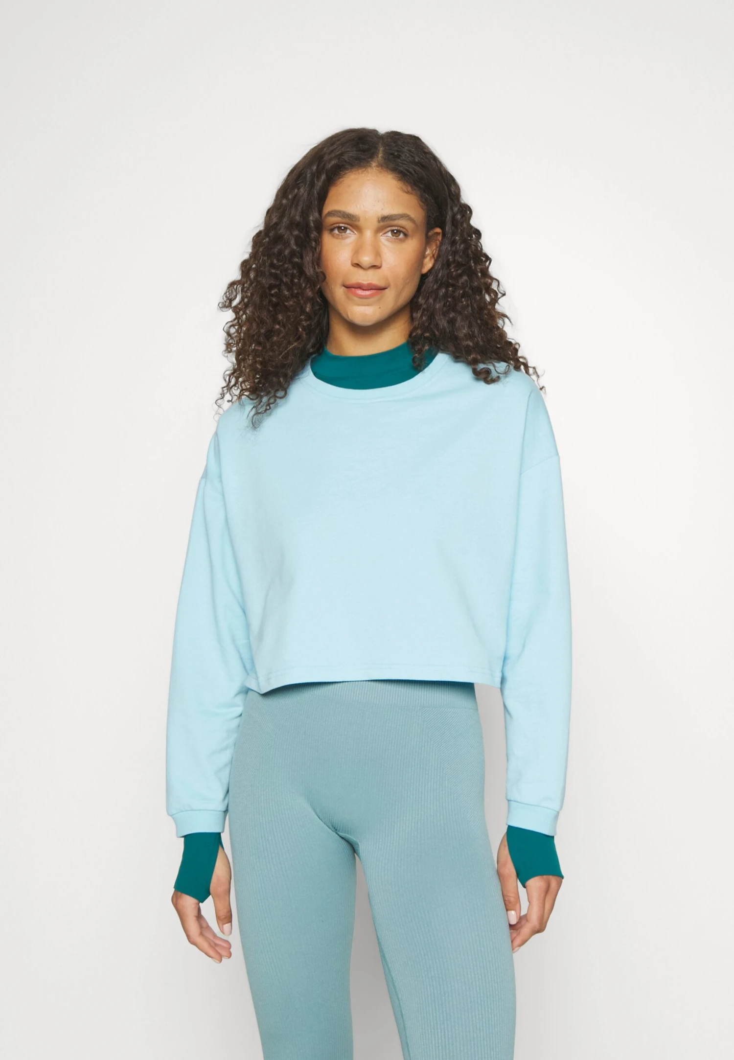 Sweatshirt - Light Blue